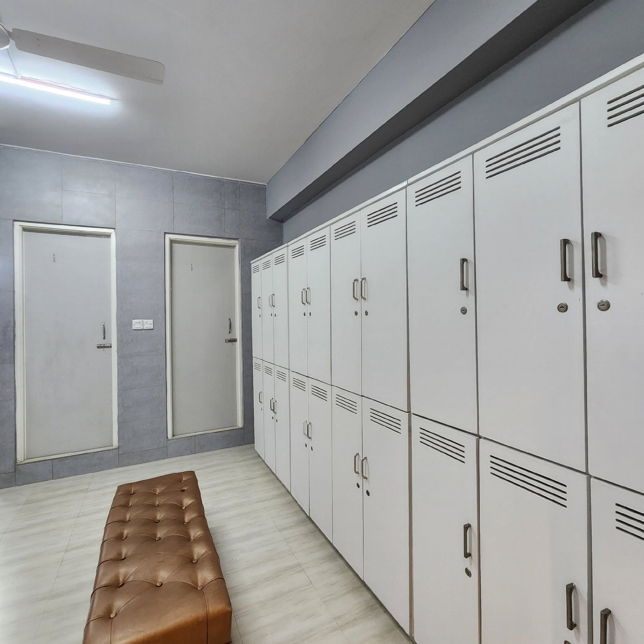 Premium Steam & Shower Facilities